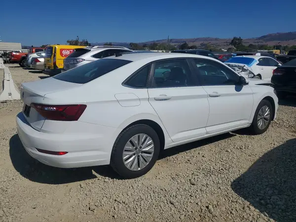 3VWCB7BU3LM076813 — 2020 Volkswagen Jetta, фото 3 с аукциона Copart, Передняя часть