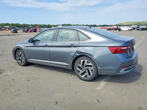 3VWGM7BU1NM024806 — 2022 Volkswagen Jetta, фото 2 с аукциона Copart, Боковая часть