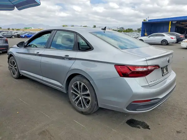 3VWBM7BU7PM052428 — 2023 Volkswagen Jetta, фото 2 с аукциона Copart, Передняя часть