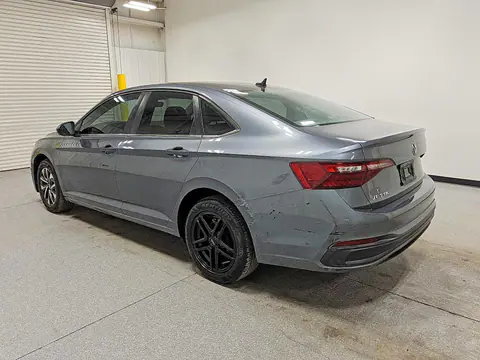 2023 Volkswagen Jetta VIN 3VW5M7BU8PM021069 фото 2