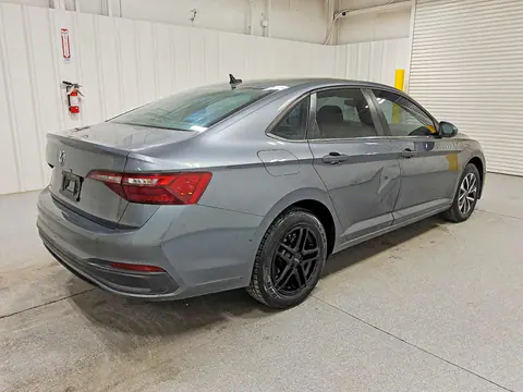 2023 Volkswagen Jetta VIN 3VW5M7BU8PM021069 фото 3