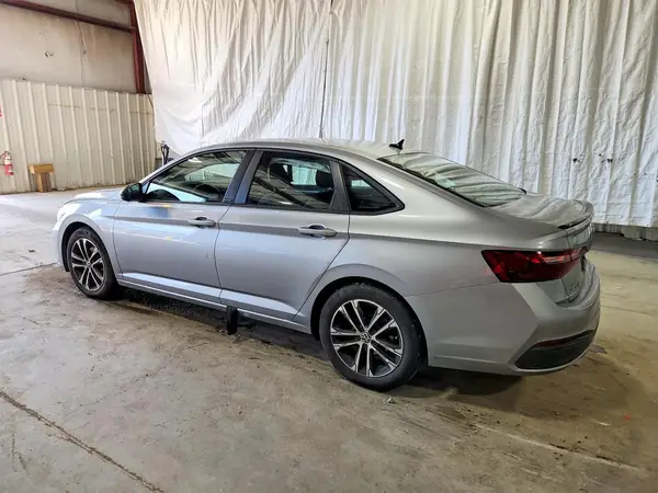 3VWBM7BU2RM078776 — 2024 Volkswagen Jetta, фото 2 с аукциона Copart, Передняя часть