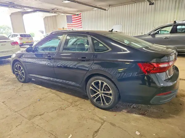 3VWBX7BU6SM078972 — 2025 Volkswagen Jetta, фото 2 с аукциона Copart, Задняя часть