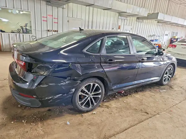 3VWBX7BU6SM078972 — 2025 Volkswagen Jetta, фото 3 с аукциона Copart, Задняя часть