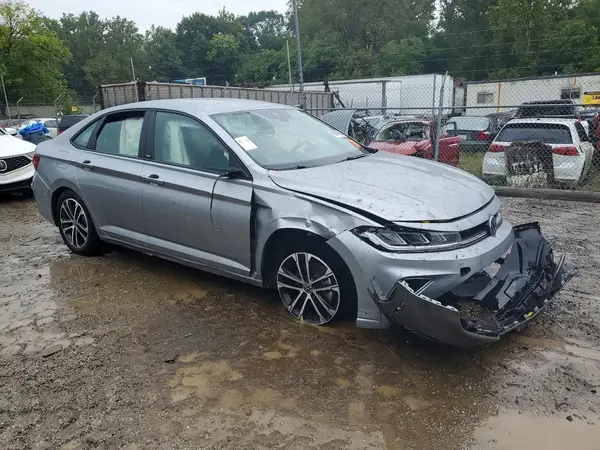 3VWBW7BU4TM060166 — 2026 Volkswagen Jetta, фото 4 с аукциона Copart 08.10.2026, Передняя часть
