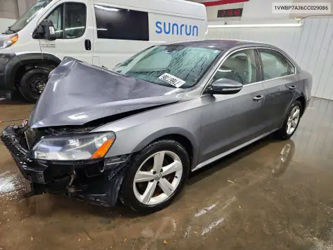 2012 Volkswagen Passat Se VIN 1VWBP7A36CC029086 фото 1