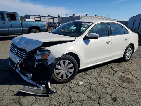 1VWAP7A36DC124230 — 2013 Volkswagen Passat, Передняя часть (Front End), фото до ремонта