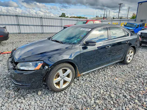 1VWBH7A31DC006877 — 2013 Volkswagen Passat, Передняя часть (Front End), фото до ремонта