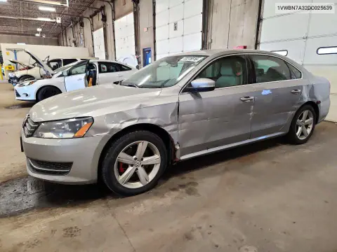 1VWBN7A32DC025639 — 2013 Volkswagen Passat, Сторона, фото до ремонта