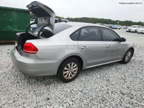 2013 Volkswagen Passat S VIN 1VWAH7A38DC109712 фото 3