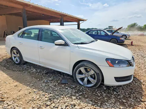 2014 Volkswagen Passat VIN 1VWAT7A30EC045973 фото 4