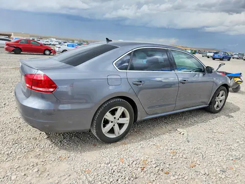 2014 Volkswagen Passat VIN 1VWAT7A35EC021460 фото 3