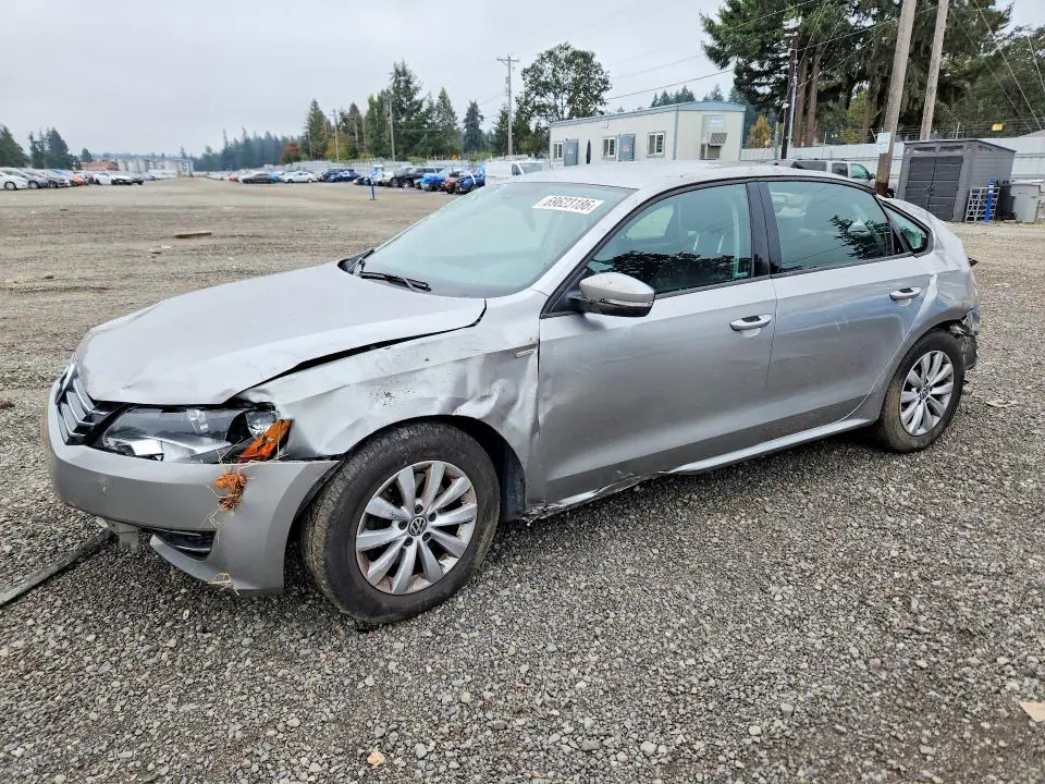 1VWAT7A32EC083513 Volkswagen Passat 2014 — повреждение Задняя часть, фото до ремонта