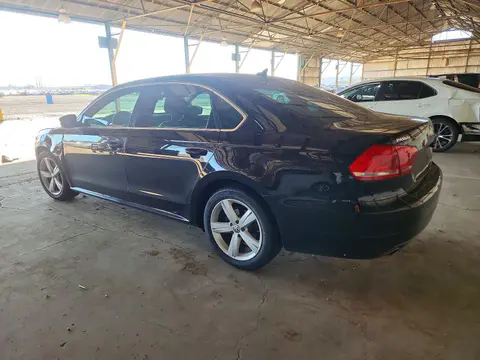 2014 Volkswagen Passat VIN 1VWBP7A30EC013422 фото 2