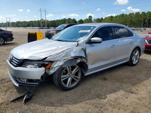 1VWBT7A33FC050106 — 2015 Volkswagen Passat, Передняя часть (Front End), фото до ремонта
