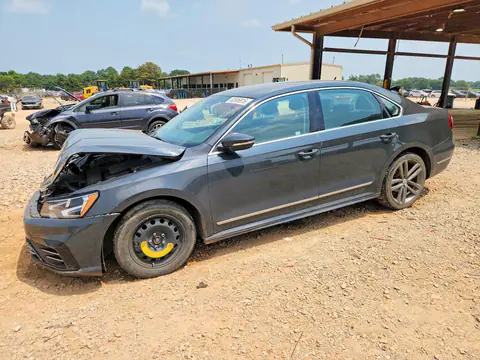 2016 Volkswagen Passat VIN 1VWAT7A30GC050416 фото 1