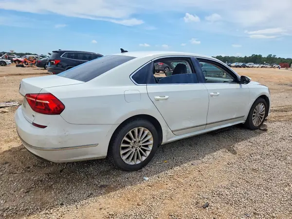2016 VOLKSWAGEN PASSAT VIN 1VWBS7A30GC038547 фото 3