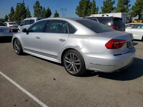 2016 Volkswagen Passat VIN 1VWAT7A33GC044464 фото 2