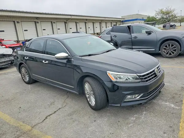 1VWBT7A39GC026040 — 2016 Volkswagen Passat, фото 4 с аукциона Copart, Боковая часть