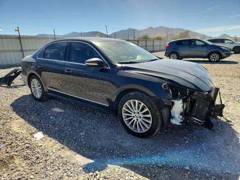 2016 Volkswagen Passat VIN 1VWBS7A3XGC045893 фото 4