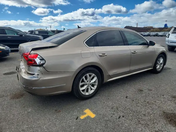 1VWAT7A33GC021444 — 2016 Volkswagen Passat, фото 3 с аукциона Copart, Задняя часть