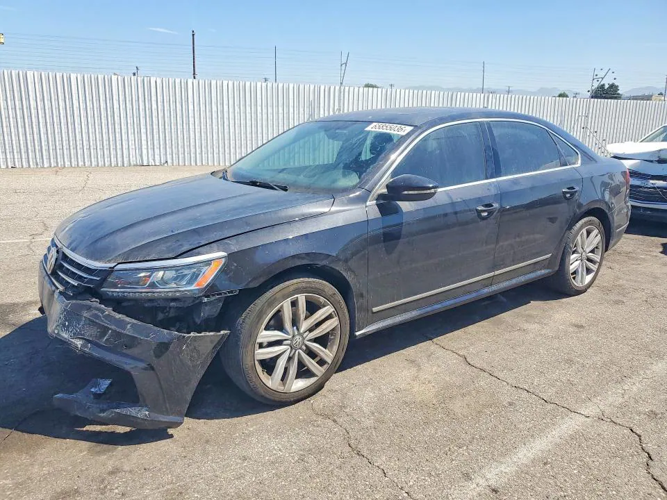 2017 Volkswagen Passat VIN 1VWHM7A34HC064395 фото 1
