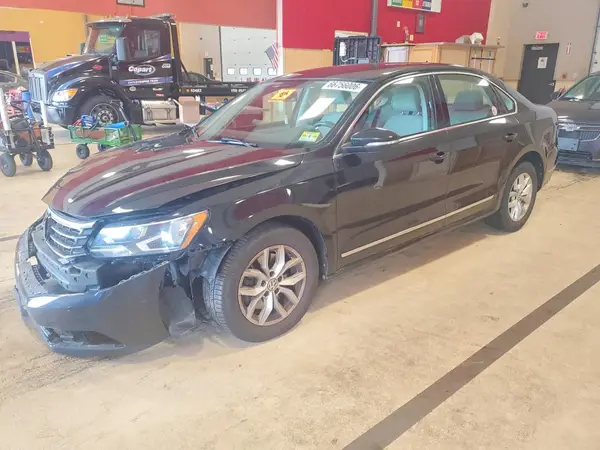 1VWAT7A32HC014583 — 2017 Volkswagen Passat, Передняя часть (Front End), фото до ремонта