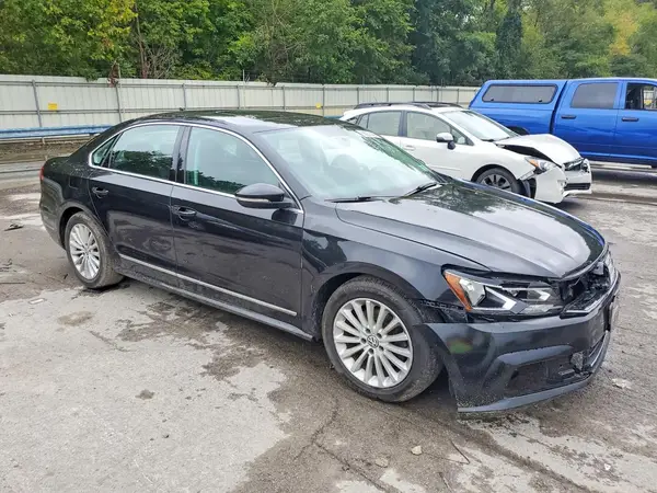 1VWBT7A30HC037106 — 2017 Volkswagen Passat, фото 4 с аукциона Copart 01.10.2026, Передняя часть