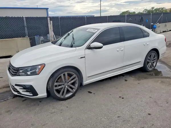 1VWDT7A35HC057473 — 2017 Volkswagen Passat, Подтопление (Water/Flood), фото до ремонта