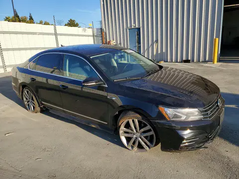 2017 Volkswagen Passat VIN 1VWDT7A33HC082226 фото 4