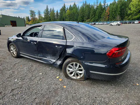2017 Volkswagen Passat VIN 1VWAT7A3XHC008448 фото 2