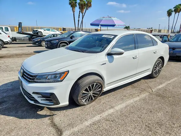 1VWDT7A38HC044605 — 2017 Volkswagen Passat, Передняя часть (Front End), фото до ремонта