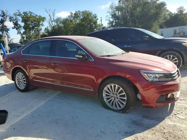 1VWBT7A35HC084972 — 2017 Volkswagen Passat, фото 4 с аукциона Copart 06.10.2026, Передняя часть