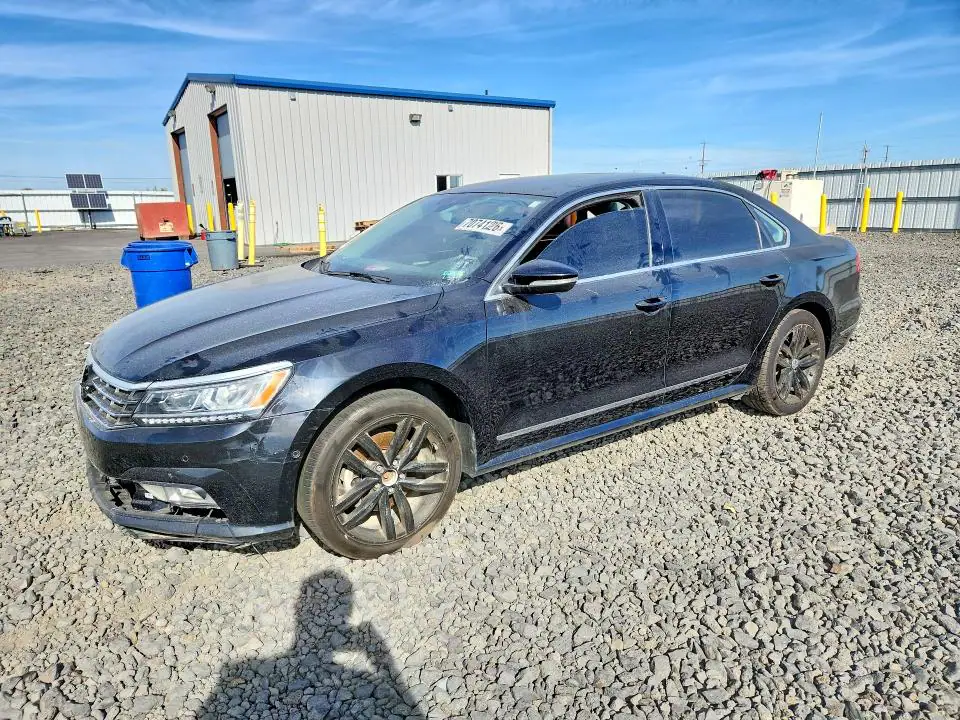1VWCM7A33HC080498 Volkswagen Passat 2017 — повреждение Передняя часть, фото до ремонта