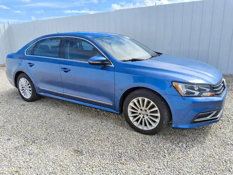 2017 VOLKSWAGEN PASSAT VIN 1VWBT7A37HC075299 фото 4