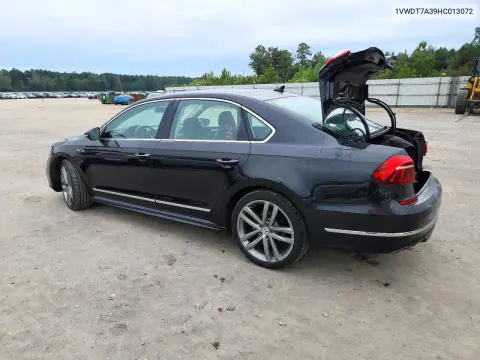 2017 Volkswagen Passat R-Line VIN 1VWDT7A39HC013072 фото 2
