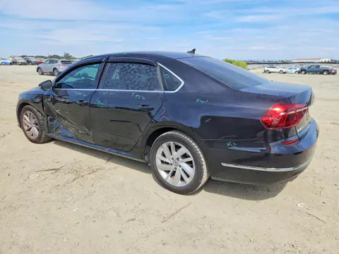 2018 Volkswagen Passat VIN 1VWBA7A32JC001154 фото 2