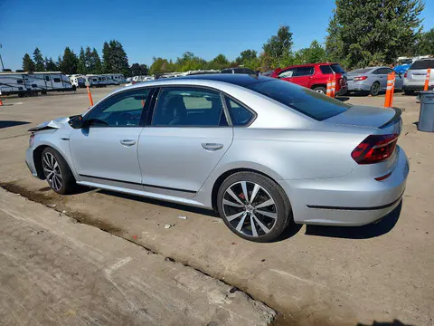 2018 Volkswagen Passat VIN 1VWJM7A39JC050533 фото 2
