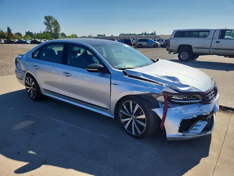 2018 Volkswagen Passat VIN 1VWJM7A39JC050533 фото 4