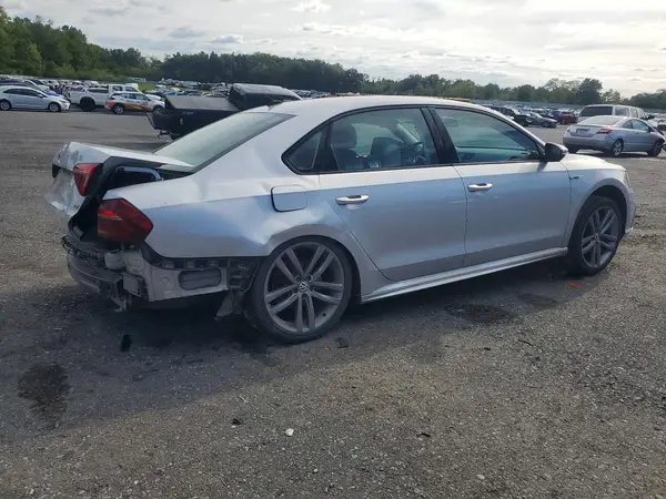 1VWAA7A34JC000776 — 2018 Volkswagen Passat, фото 3 с аукциона Copart, Боковая часть