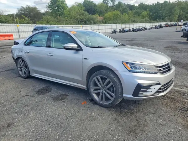1VWAA7A34JC000776 — 2018 Volkswagen Passat, фото 4 с аукциона Copart, Боковая часть