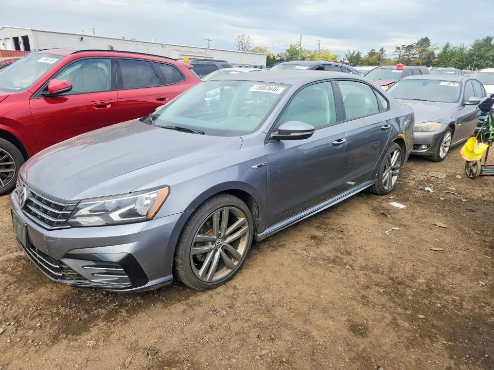 2018 VOLKSWAGEN PASSAT VIN 1VWAA7A35JC045676 фото 1