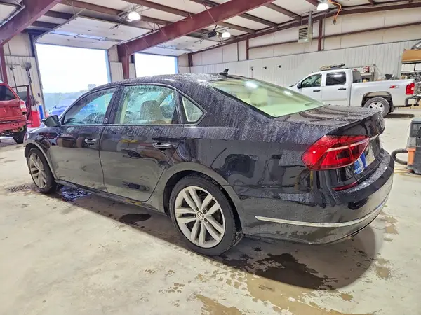 1VWLA7A34KC003803 — 2019 Volkswagen Passat, фото 2 с аукциона Copart, Передняя часть