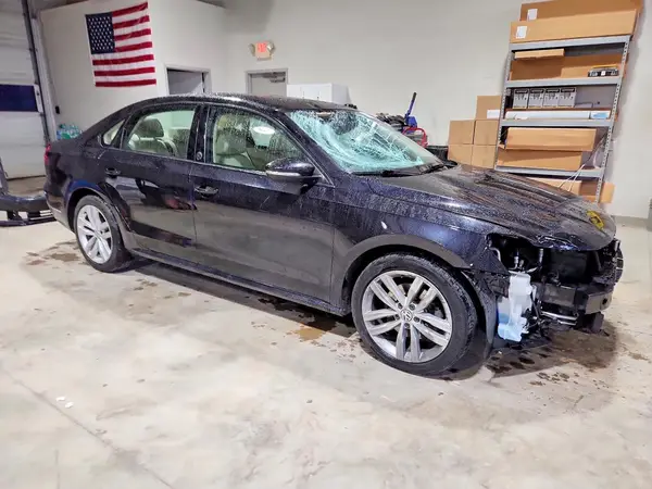 1VWLA7A34KC003803 — 2019 Volkswagen Passat, фото 4 с аукциона Copart, Передняя часть