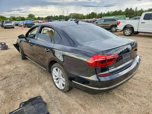 1VWLA7A38KC002265 — 2019 Volkswagen Passat, фото 2 с аукциона Copart, Передняя часть