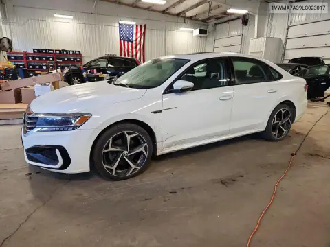 2020 Volkswagen Passat R-Line VIN 1VWMA7A39LC023017 фото 1