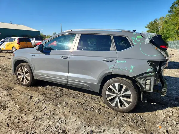 3VVWX7B22NM084065 — 2022 Volkswagen TAOS, фото 2 с аукциона Copart, Задняя часть