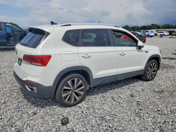 3VVRX7B27NM016485 — 2022 Volkswagen TAOS, фото 3 с аукциона Copart, Боковая часть