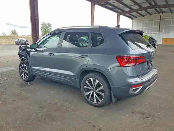 3VVYX7B27PM344486 — 2023 Volkswagen TAOS, фото 2 с аукциона Copart, Передняя часть