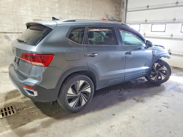 3VVVX7B26RM127498 — 2024 Volkswagen TAOS, фото 3 с аукциона Copart 13.10.2026, Передняя часть